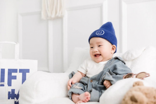 嘉鱼宝宝多久开始攒肚 嘉鱼宝宝多久开始攒肚