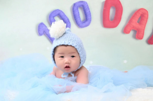 嘉鱼两个月宝宝奶量 嘉鱼两个月宝宝奶量